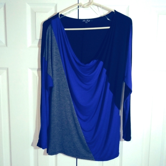 Anne French Tops - Anne French Pullover Top M